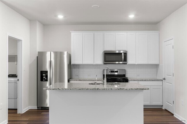 Building Photo - 109 Zinnia Ln