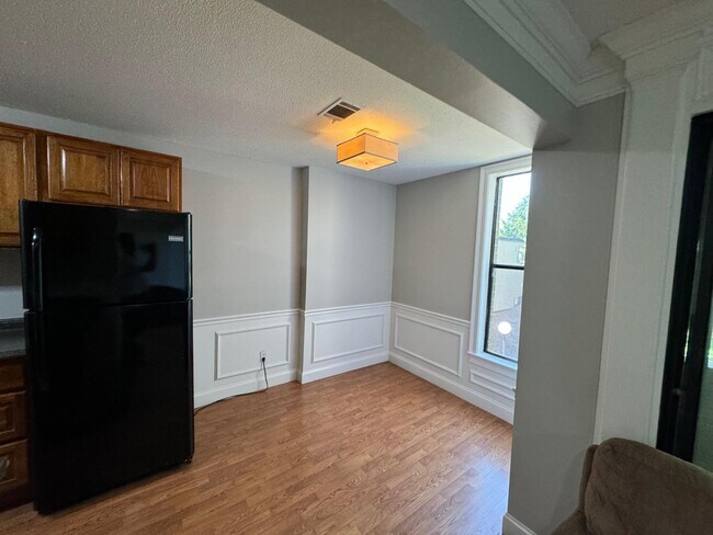 Building Photo - 38K Shrewsbury Green Dr