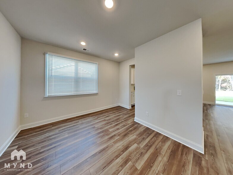 Building Photo - 71 Dew Drop Ln