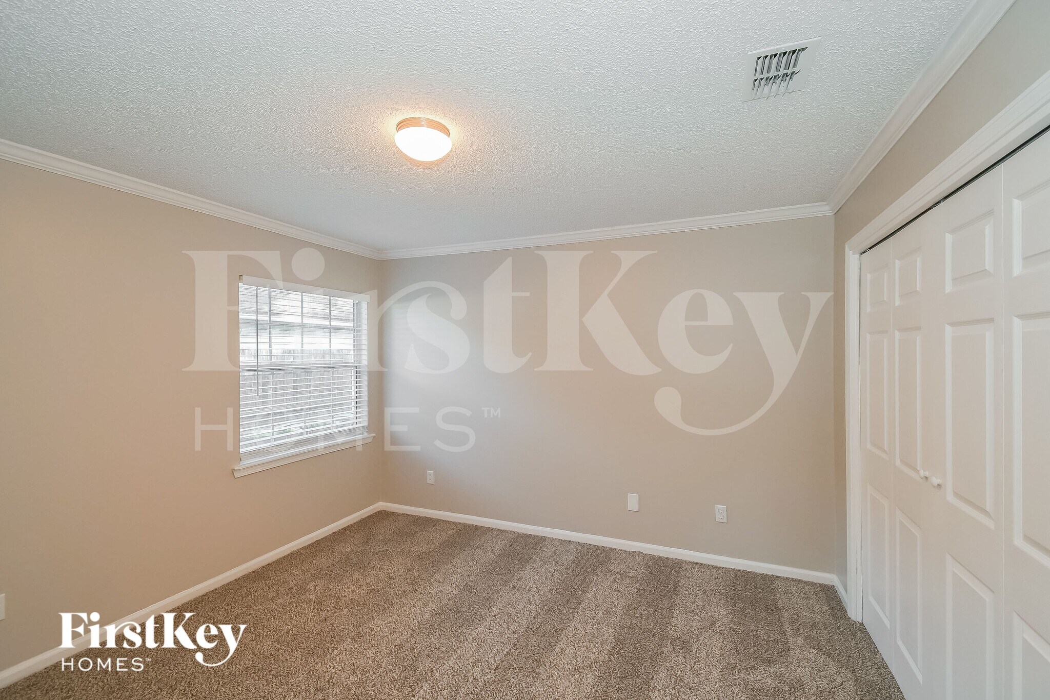 Building Photo - 12274 Stockbridge Ct N