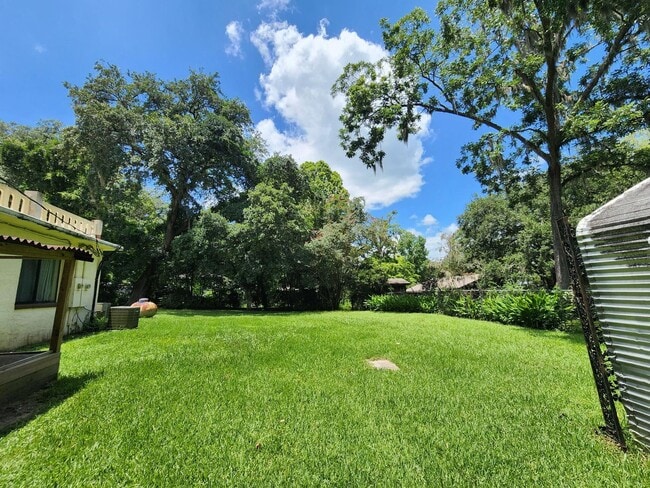 Building Photo - Spacious & Modern 2-Bedroom Duplex in Private Lake Jackson Setting – Tallahassee