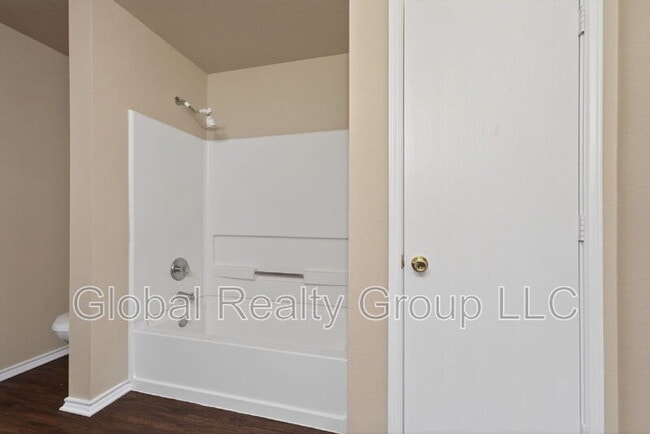 Building Photo - 4951 Orchid Star