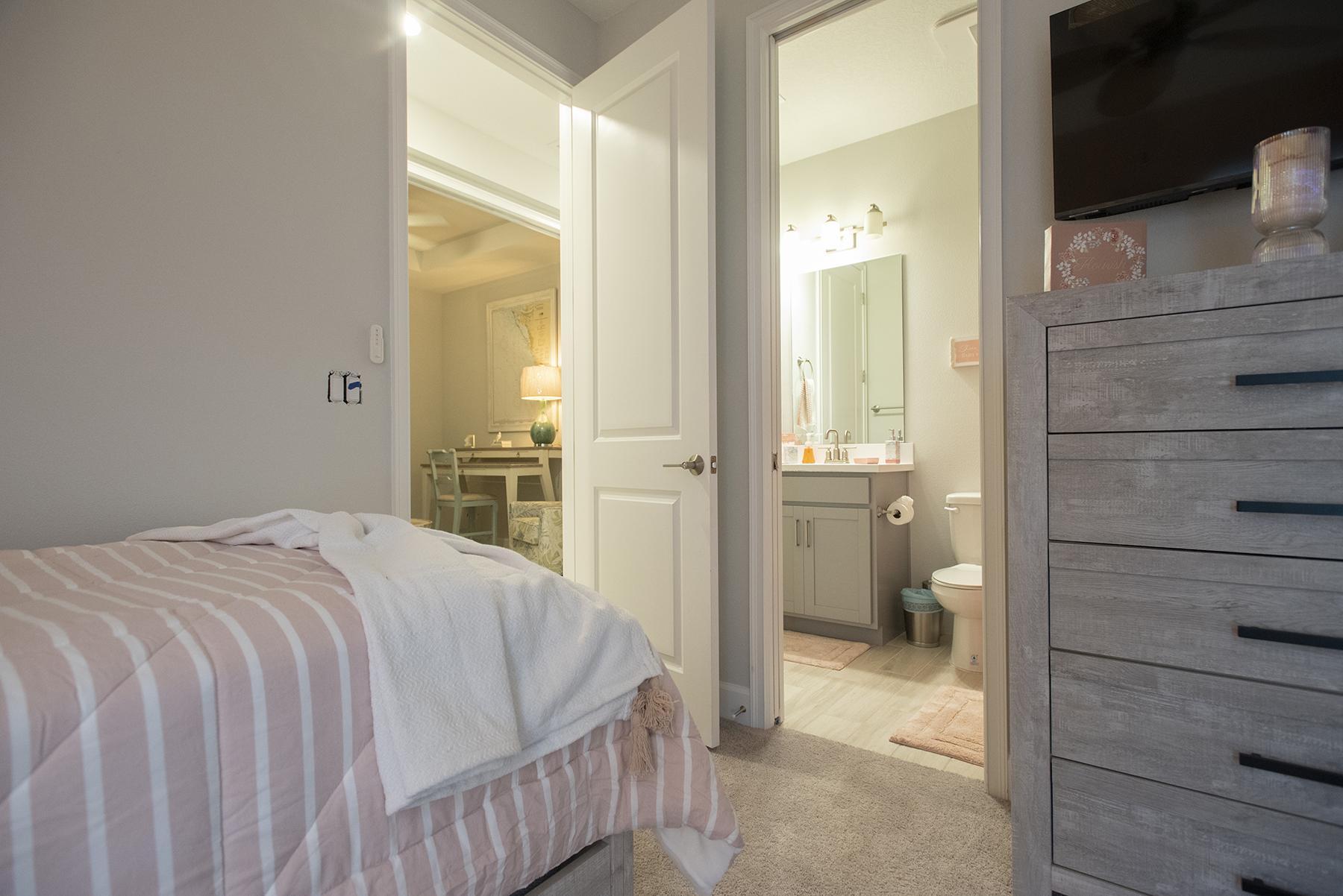 Building Photo - 4749 Tortona Ct