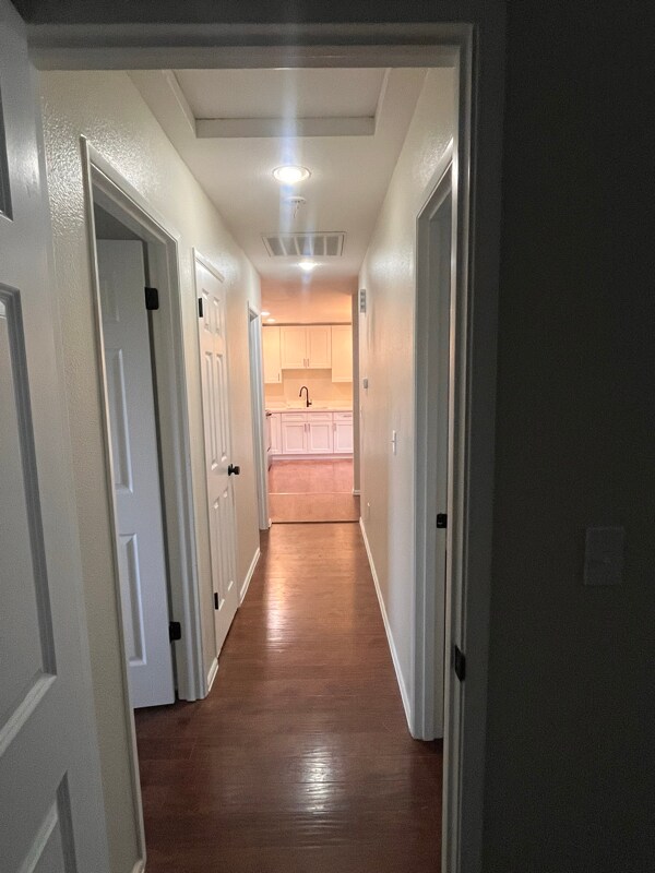 Building Photo - 1007 Digby Ln