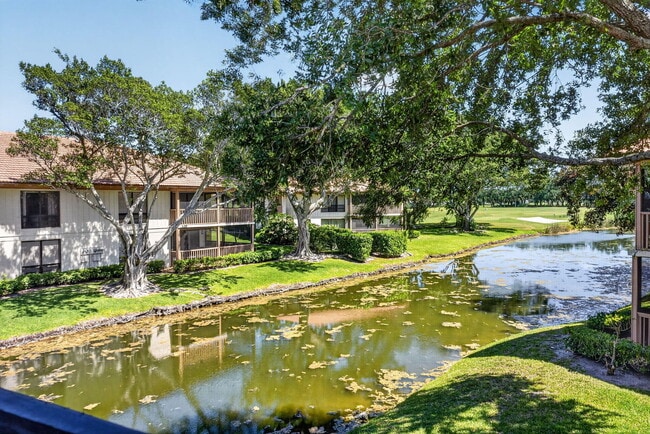 Building Photo - 368 Brackenwood Cir