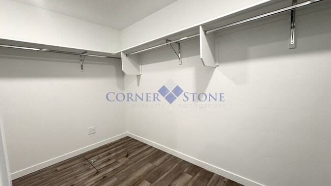 Building Photo - Stunning Home in Star!