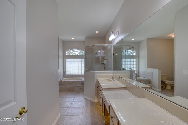 Building Photo - 4 Windwillow Ln