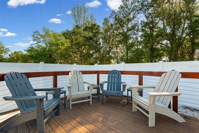 Building Photo - 14330 Tree Swallow Way