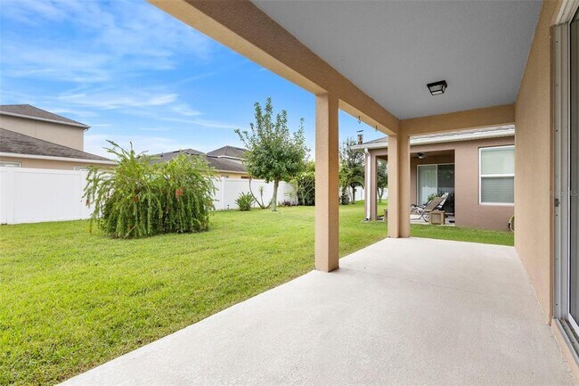 Building Photo - 1497 Softshell St