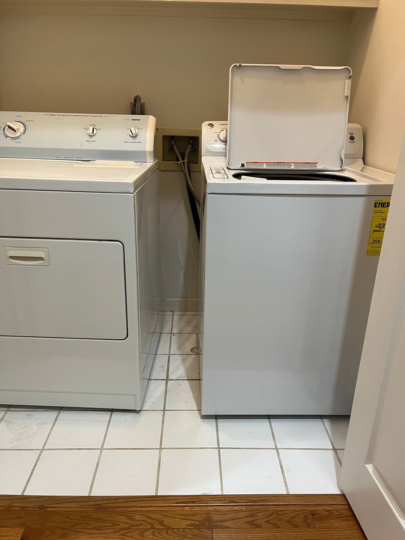 Building Photo - 6855 Bellgreen Dr