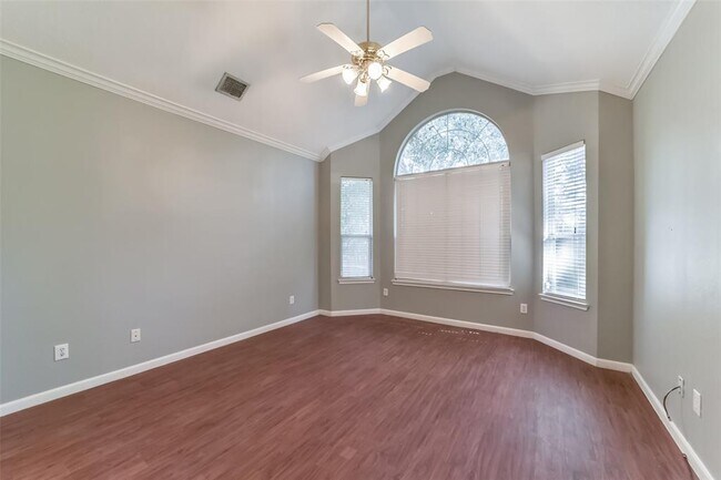 Building Photo - 440 Mystic Trail Loop