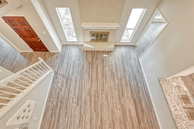 Building Photo - 3615 Highfalls Dr