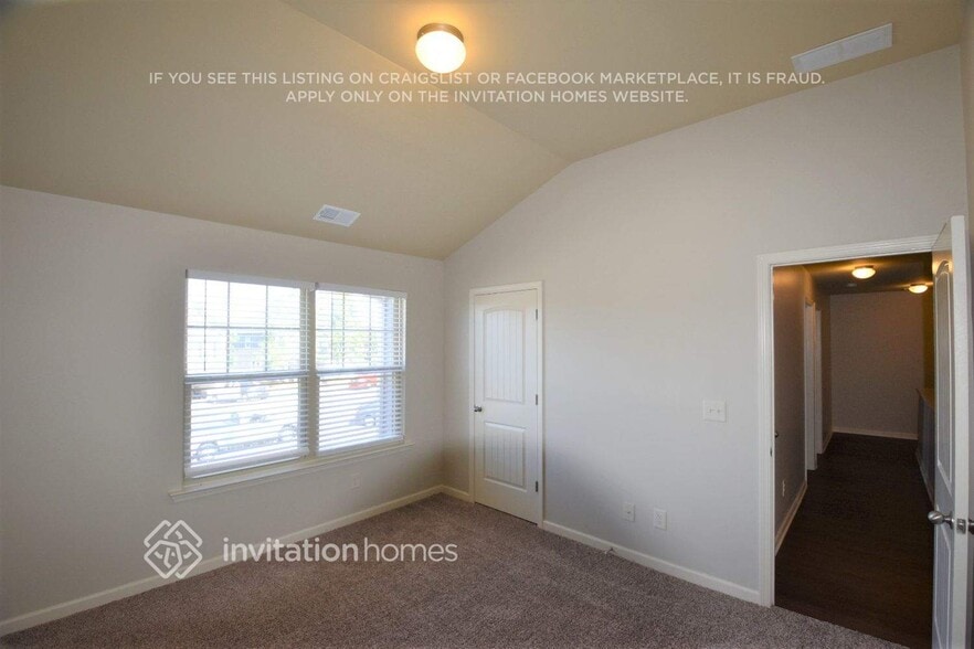 Building Photo - 224 Sableshire Way