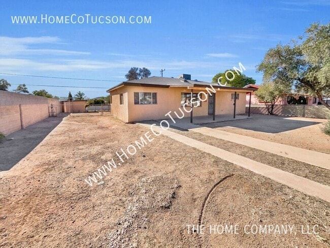 Building Photo - 851 W Calle Lerdo