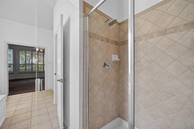 Building Photo - 404 Creekside Dr