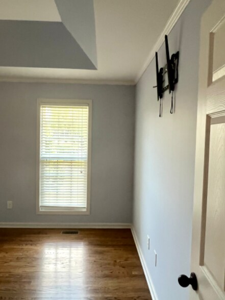 Building Photo - 103 Beacon St