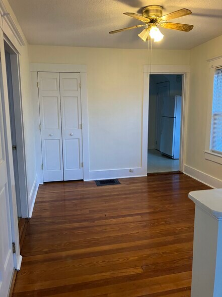 Building Photo - 2 Devereaux St