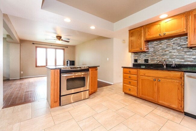 Building Photo - Spacious 3-Bedroom Home with Unfinished Basement in Prime Midtown Fort Collins Location