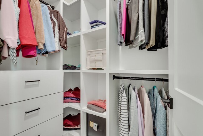 Building Photo - Newly Constructed 3/3.5 Home Minutes From Downtown Decatur and Avondale Estates!