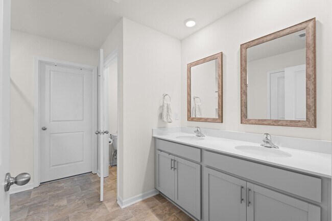 Building Photo - NEW BUILD! AMENITIES!! Lease Only.