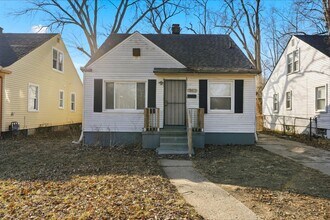 Building Photo - 19411 Chapel- 3BR Bungalow - Refinished Hardwoods/New Kitchen - Detroit - 48219