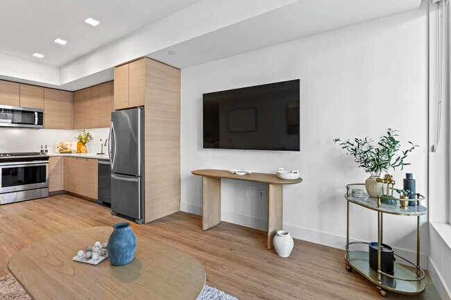 Building Photo - 1049 Seventh Avenue-SI FL7-ID1228264P