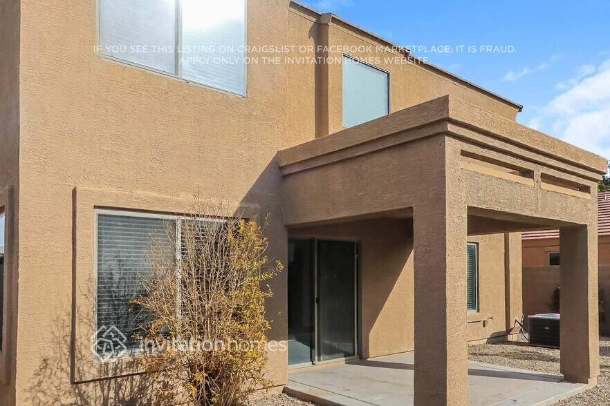 Building Photo - 7261 W Glenn Dr