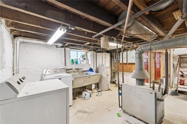 Building Photo - 108 S St Clair St