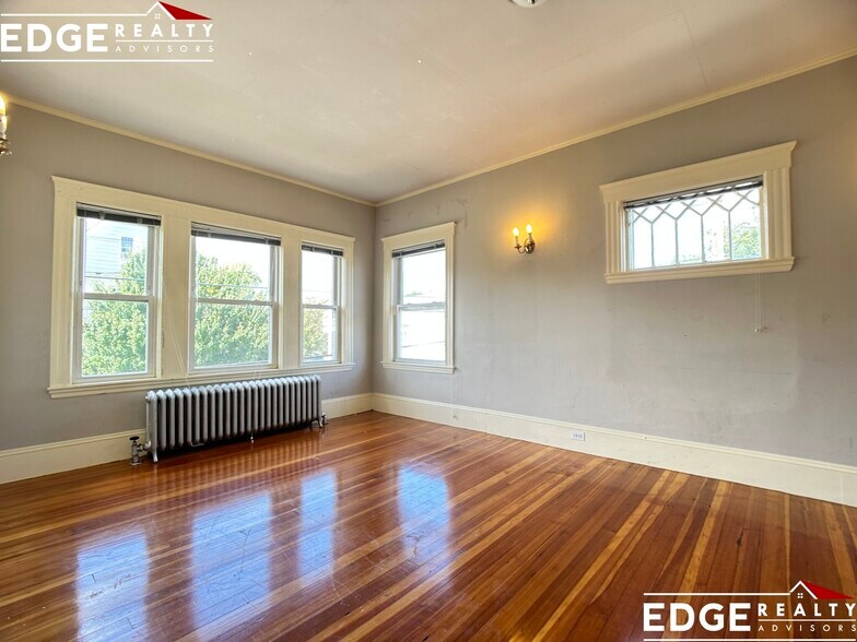 Building Photo - 129 Edenfield Ave