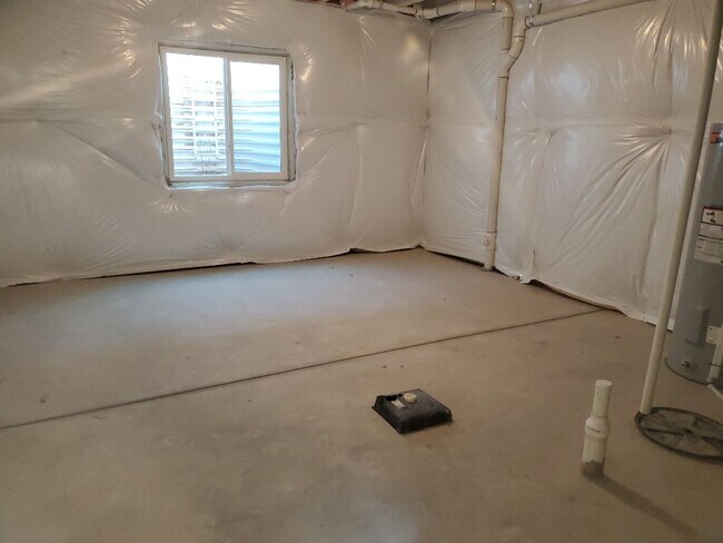 Building Photo - Stunning Home Built in 2022