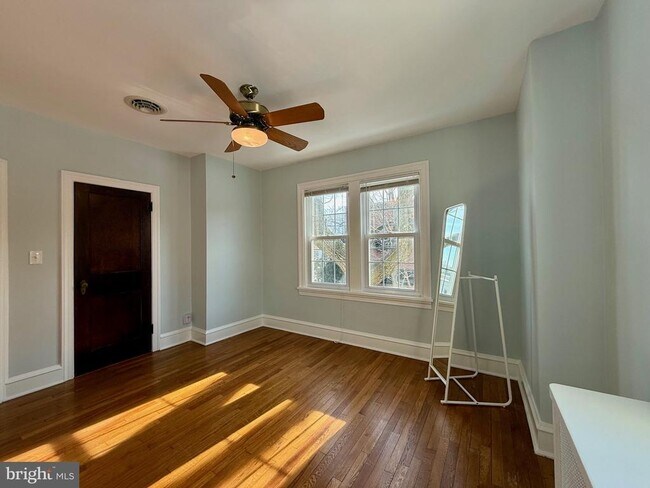 Building Photo - 1401 N Grant Ave