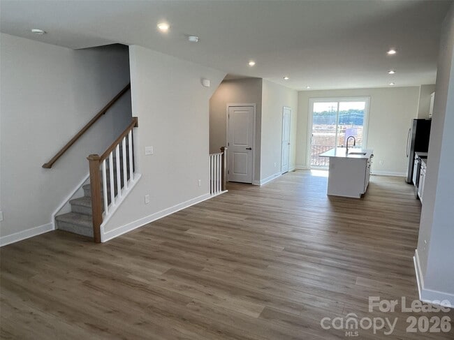 Building Photo - 5013 Griers Hl Dr