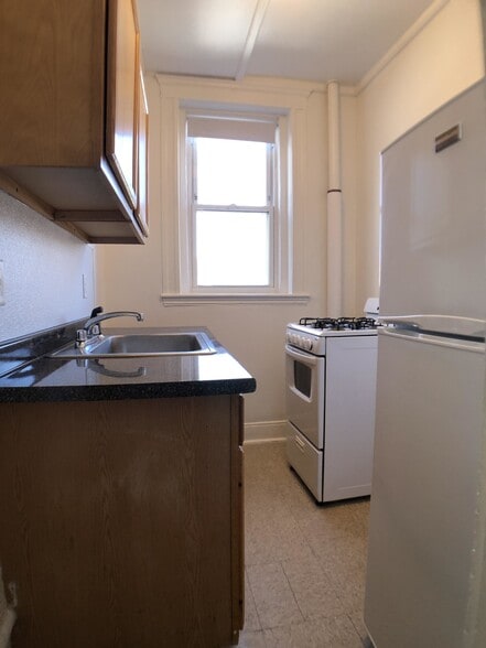 Building Photo - 1179 Boylston St