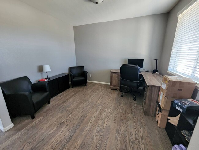 Building Photo - Stunning 4/3/3 Home in Banning Lewis Ranch!!!