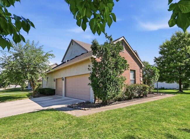 Building Photo - 6498 Ringsend Ct