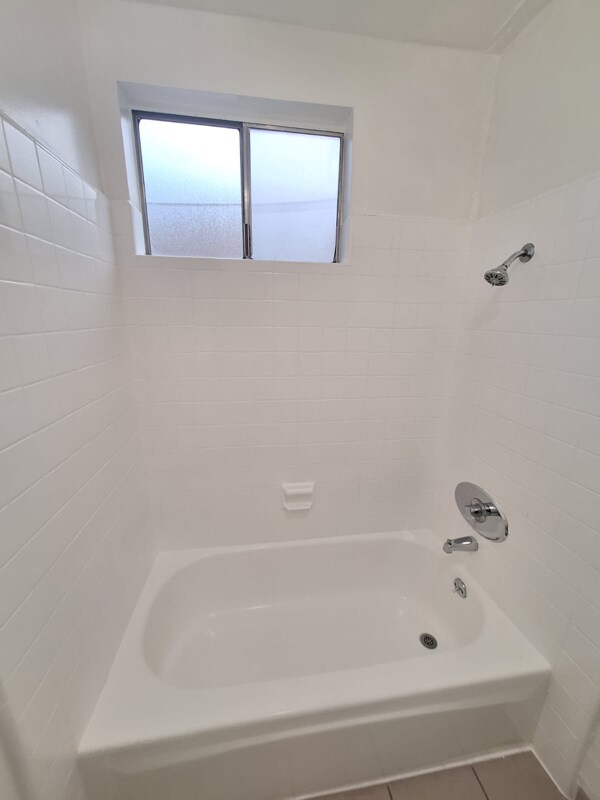 Building Photo - 4660 Kester Ave