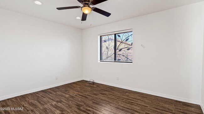 Building Photo - 6428 Buckaroo Loop
