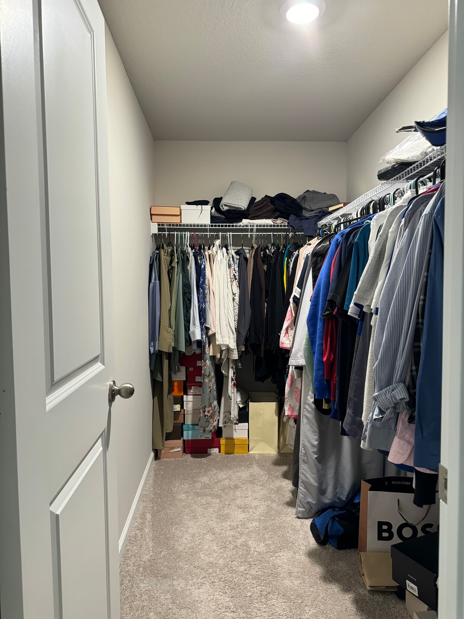 Building Photo - 5649 Mentmore Dr