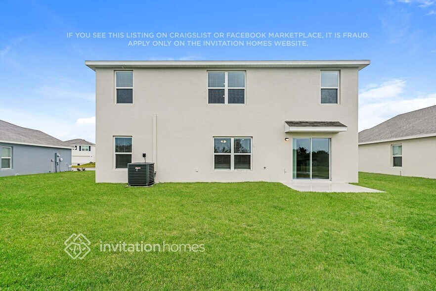 Building Photo - 11126 40th Ave E