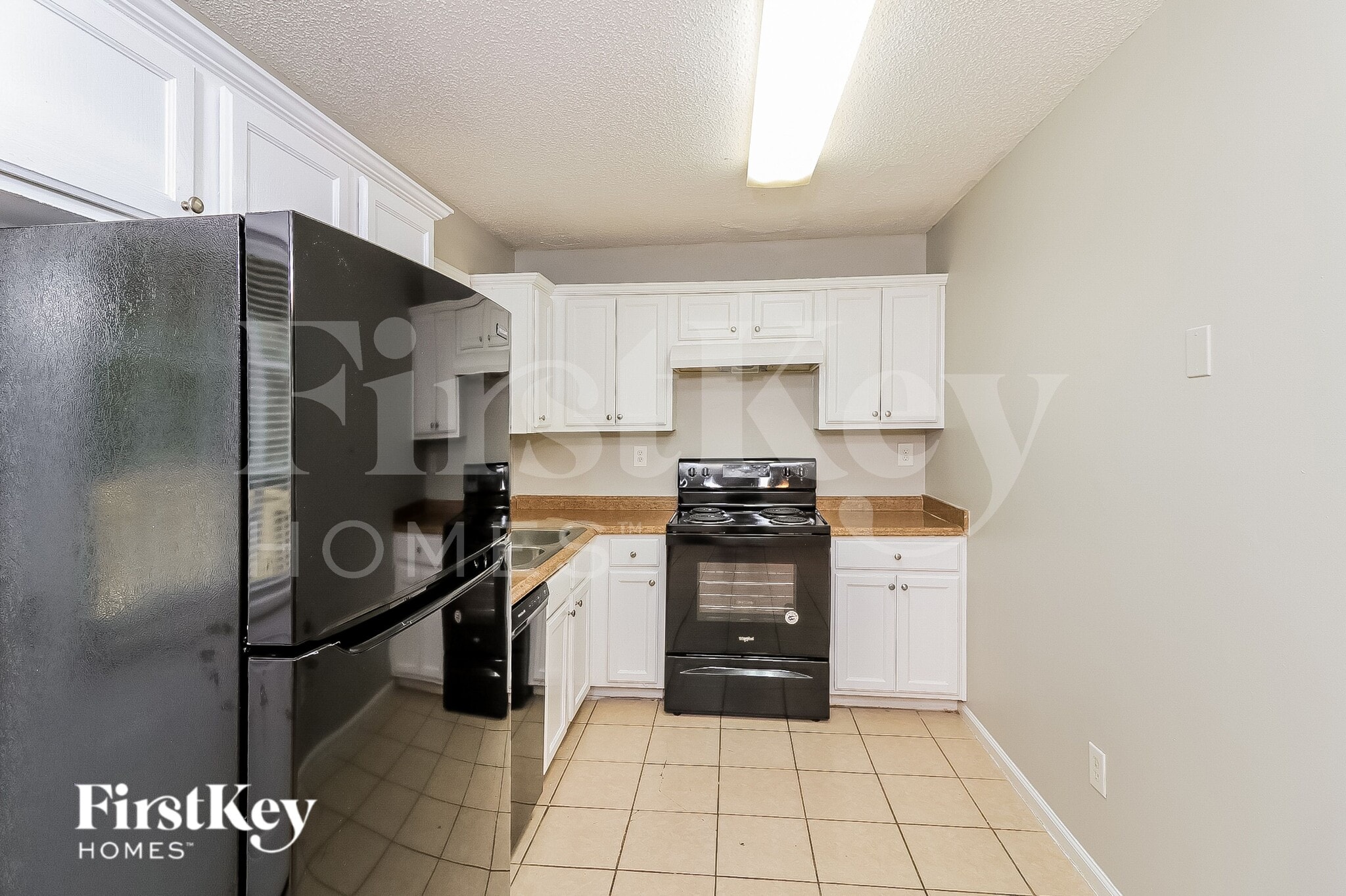 Building Photo - 6013 Radford Dr