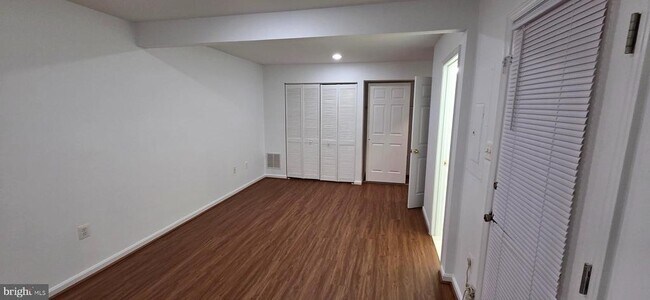 Building Photo - 20544 Blue Heron Terrace