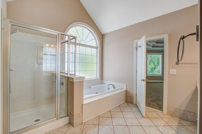 Building Photo - Beautiful 4 Bedroom in Hamlin Plantation -...