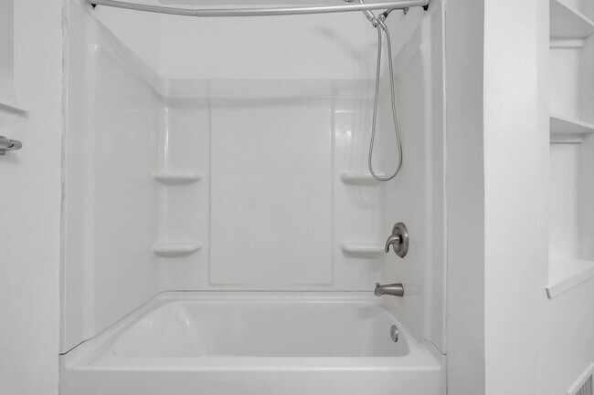 Building Photo - 2208 Escambia Dr