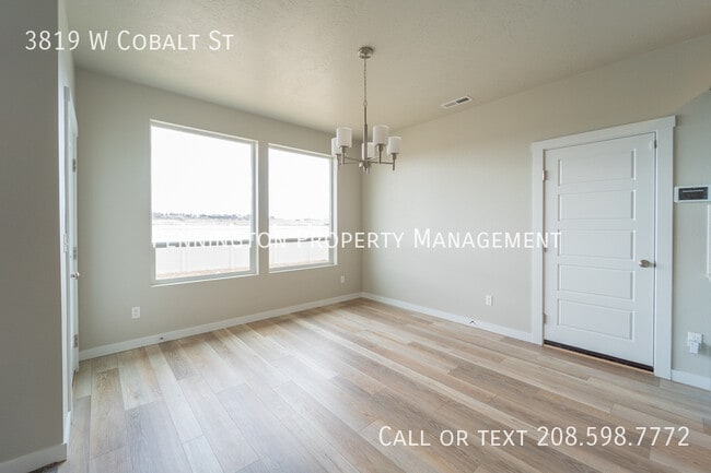 Building Photo - 3819 W Cobalt St