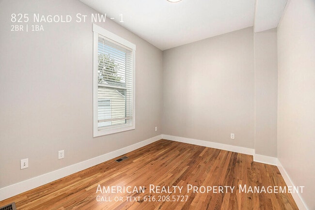 Building Photo - 825 Nagold St NW