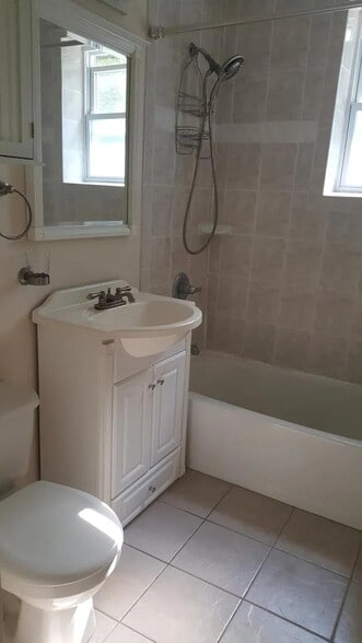 Bathroom - 91 Waterman Ave