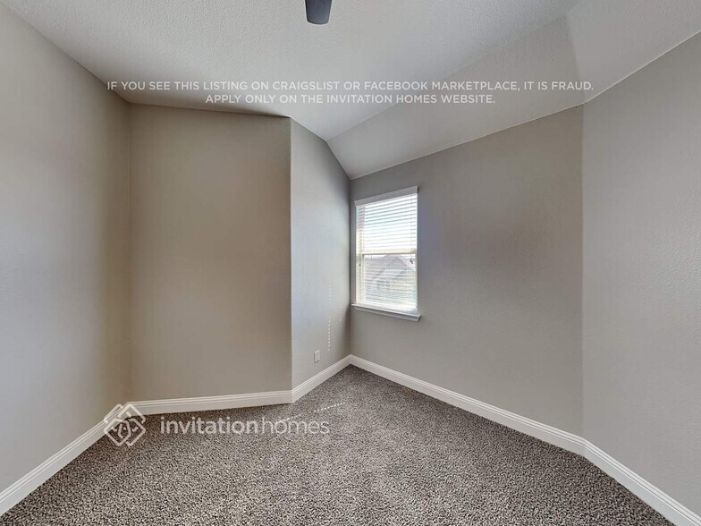 Building Photo - 700 Boardwalk Way