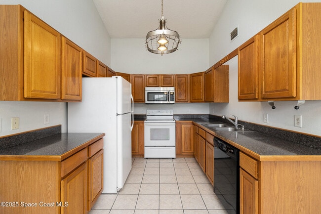 Building Photo - 1398 Jupiter Blvd NW