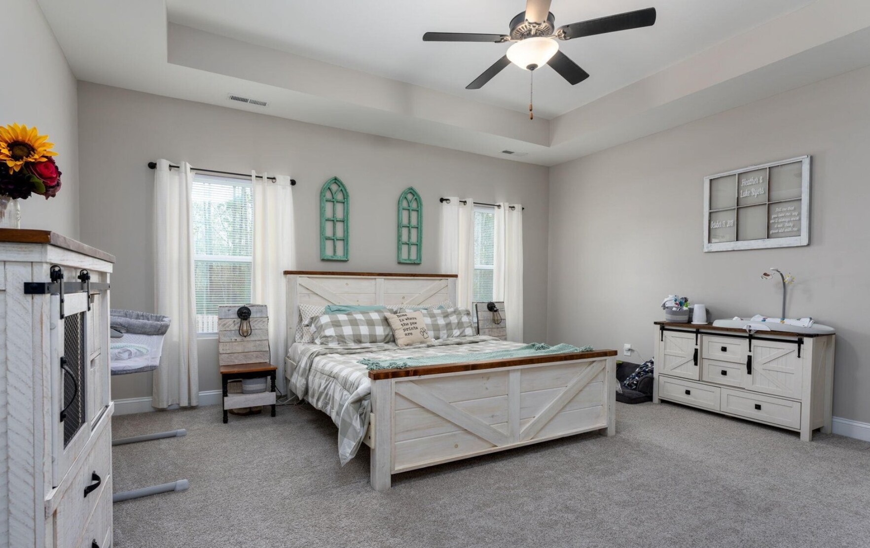 Master bedroom - 424 Canvasback Ln