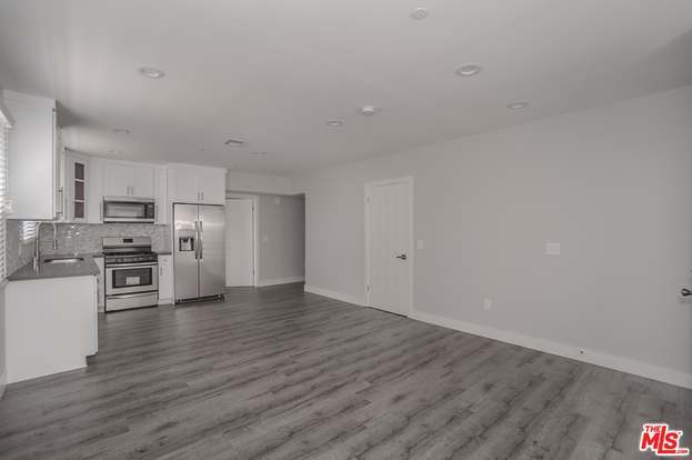Building Photo - 3915 Brighton Ave